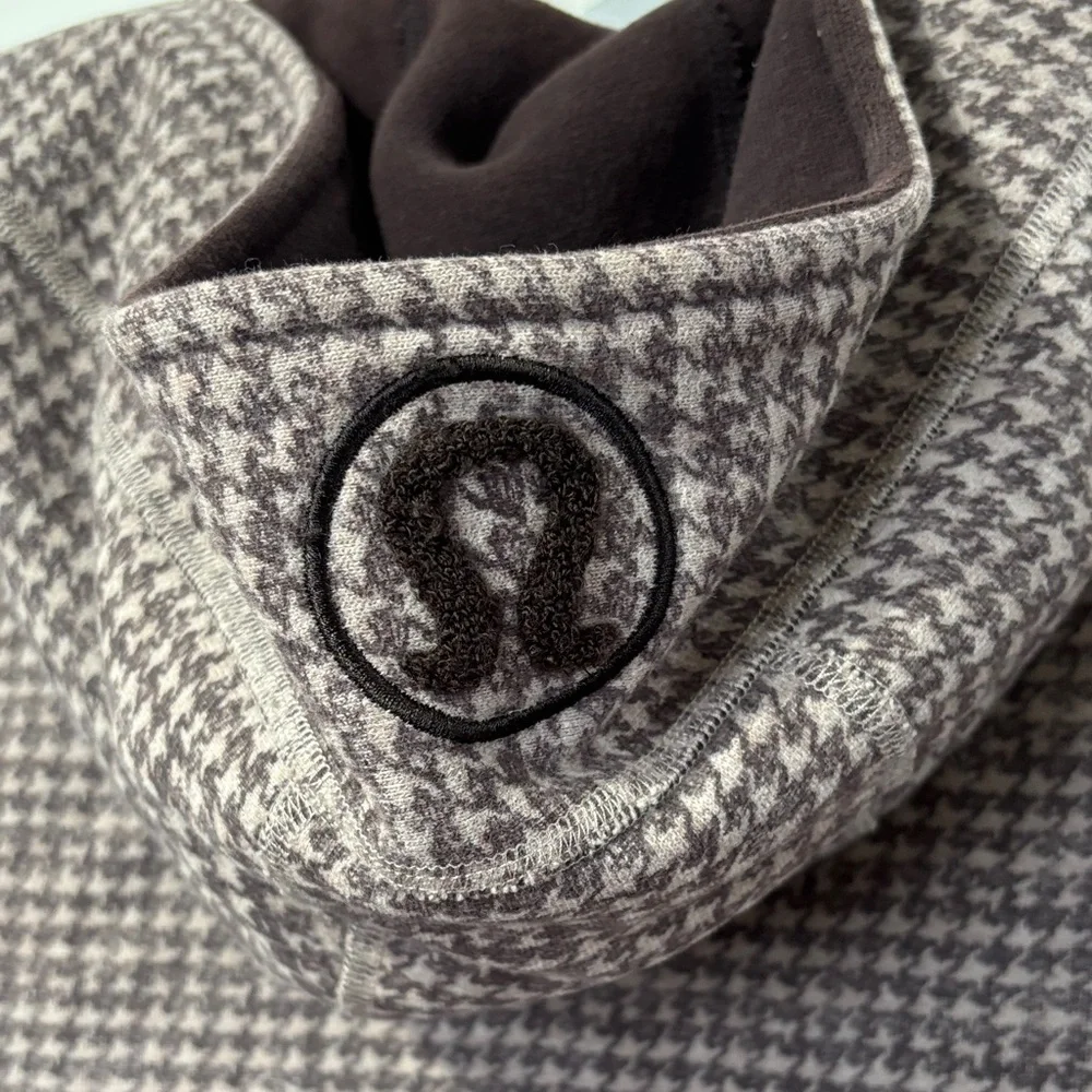 Lululemon Scuba Full Zip Hoodie – Brown Patterned - Picture 6 of 7